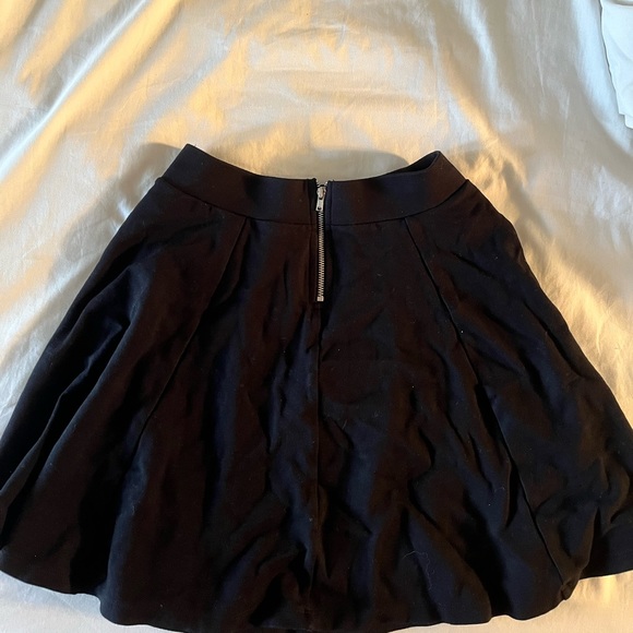 ! 2 for 20 ! Black Flared Skater Skirt XS - Picture 4 of 7